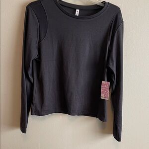 Trendy Mesh Shoulder Vents Sports Black top Sz.XL by Ebb & Flow. Great for Yoga